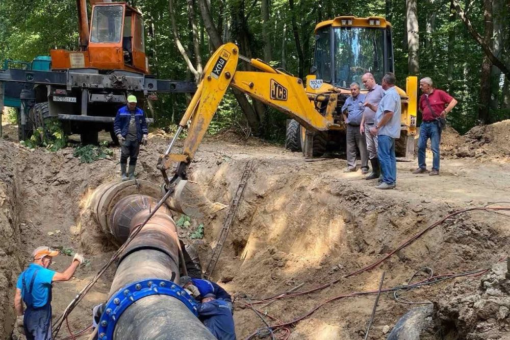 Фото 2: Минулого місяця у Львові замінили 2,6 км аварійних труб