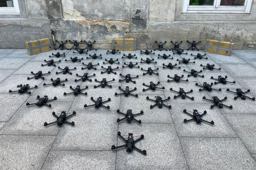 Фото 1: Дрони, БПЛА та РЕБ-системи: Львів передав нову партію допомоги захисникам
