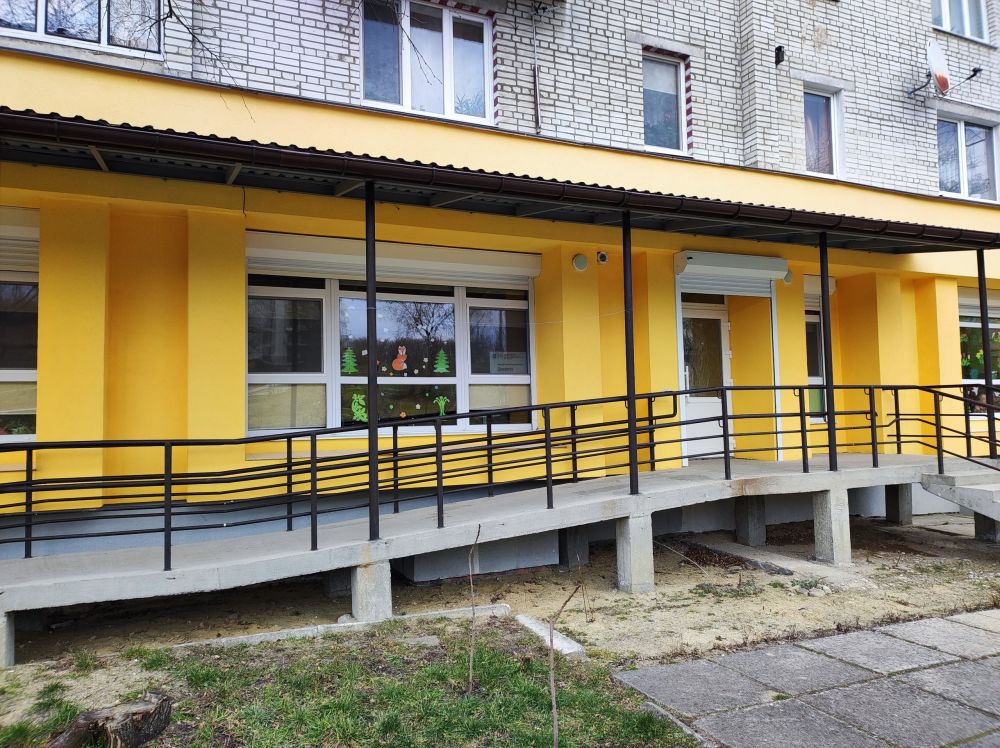 філія на Миколайчука