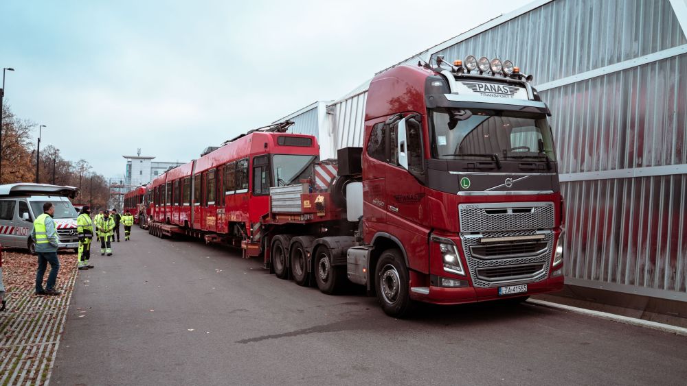 фото компанії Bernmobil