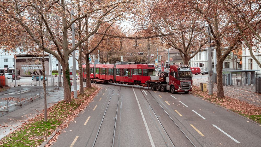 фото компанії Bernmobil