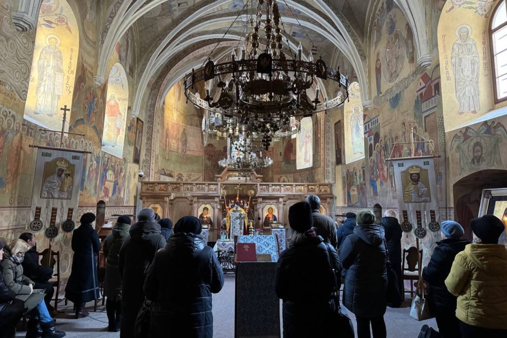 Фото 3: Напередодні Різдва для батьків полеглих Героїв організували подорож до Унева