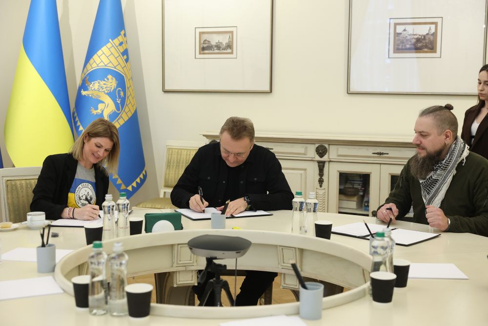 Фото 3: Унікальні оздоровчі програми для ветеранів: в мерії Львова підписали меморандум з американською організацією MSF