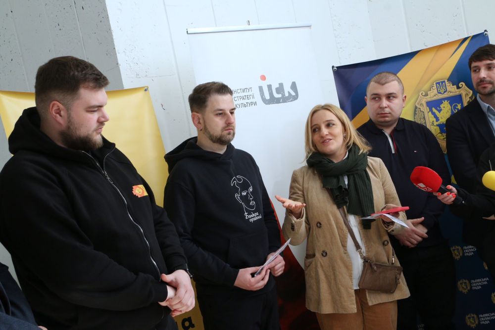 Фото 1: Здавай кров &mdash; наповнюйся культурою: у Львові третій рік поспіль заклади культури дають донорам крові безплатні квитки (відео)