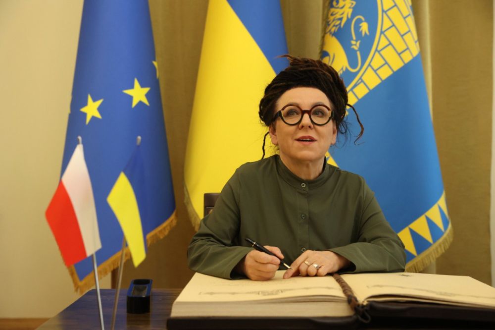 Фото 2: Міський голова Андрій Садовий зустрівся з Нобелівською лауреаткою Ольгою Токарчук