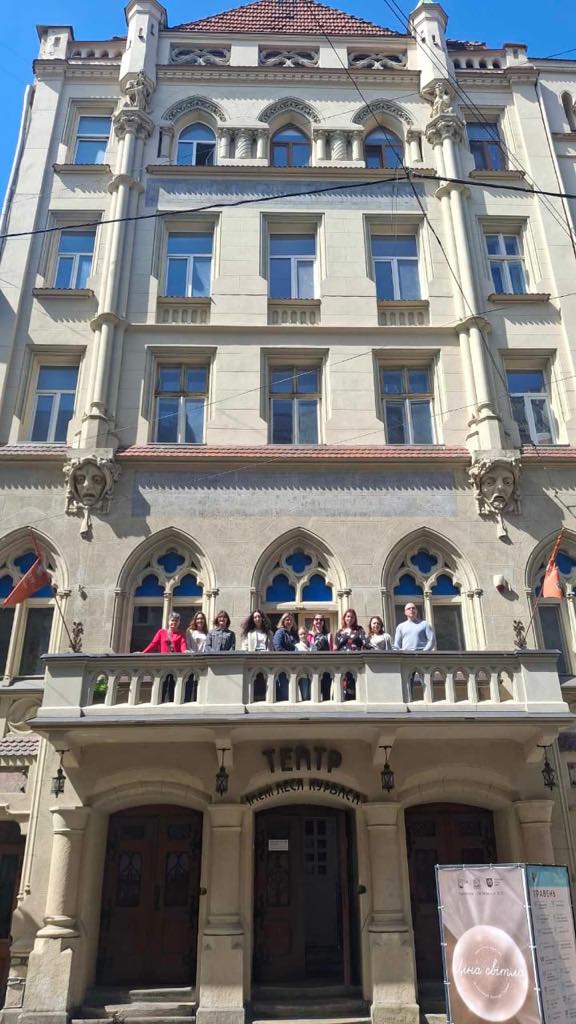 Фото 2: Вежа Ратуші та залаштунки театрів: за три дні відвідувачі задонатили 118 тис. грн на відбудову музею Шухевича