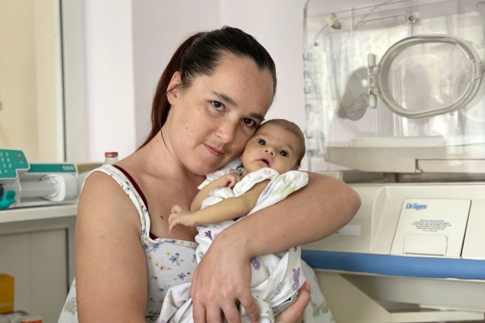 Фото 1: Вперше в Україні львівські хірурги сформували немовляті жовчовивідні шляхи з допомогою робота Da Vinci