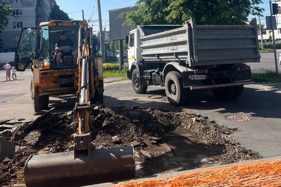 Фото 1: На перехресті вул. Виговського-Любінська з&rsquo;єднають велосипедну мережу: сьогодні розпочинаються роботи