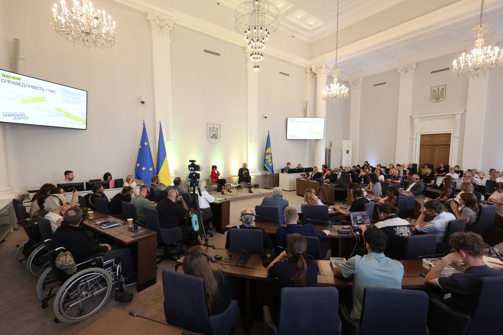 Фото 1: Філіп Сендс у&nbsp;Львові: &laquo;Міжнародне право&thinsp;&mdash;&thinsp;про легітимність. І&nbsp;зараз вона&thinsp;&mdash;&thinsp;на боці України&raquo;