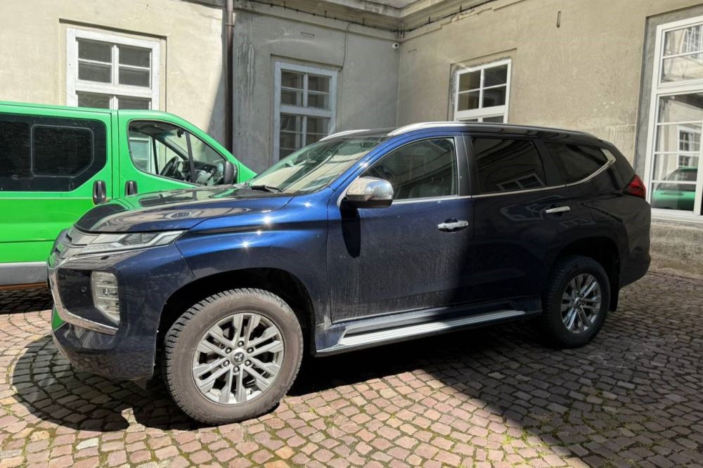 Фото 1: Помста Лева: від громади Львова військовим передали дрони, авто і наземні станції керування