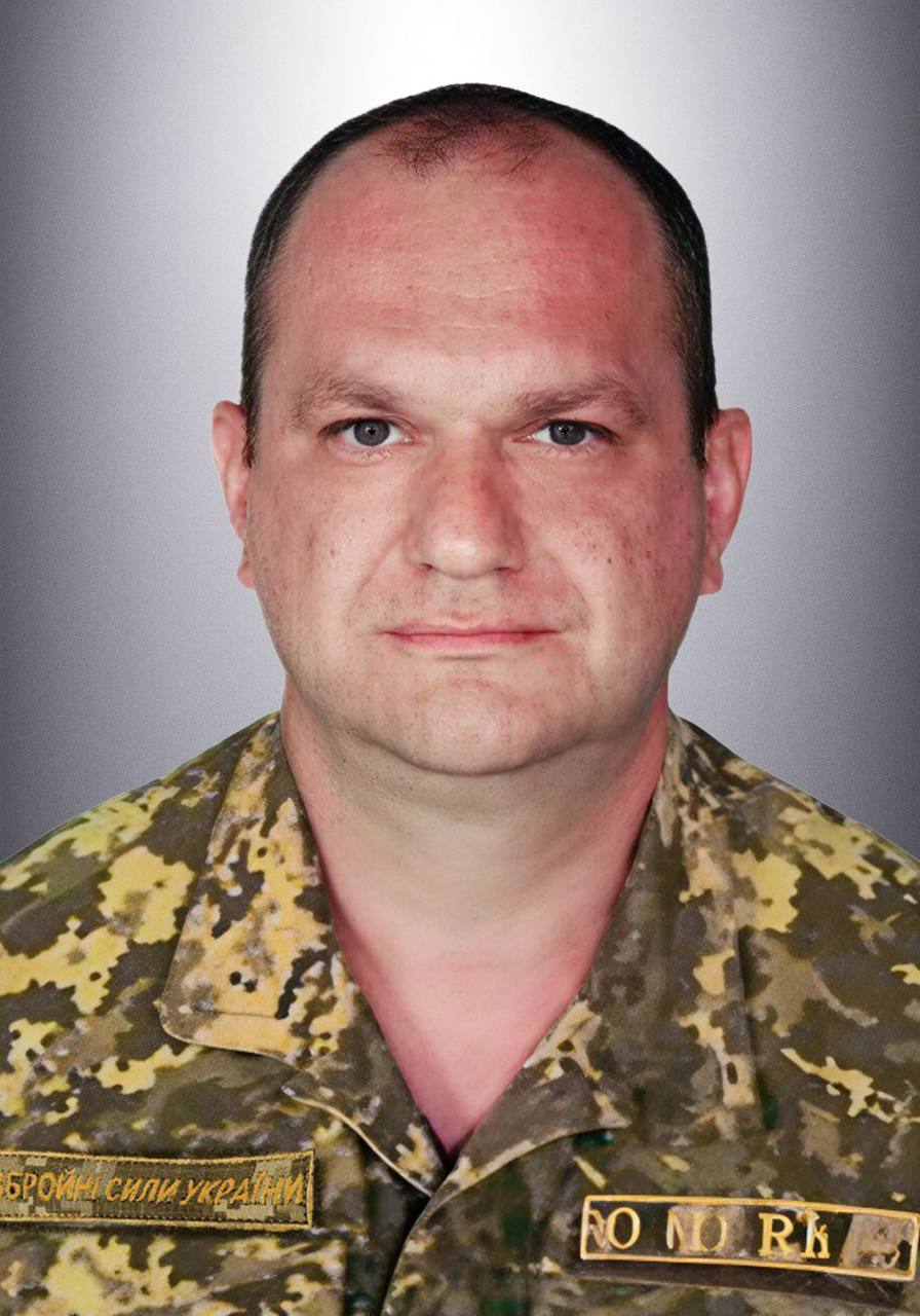 Фото 2: Завтра Львів попрощається з&nbsp;воїнами Віталієм Карвацьким, Віталієм Харпаком та Володимиром Думою