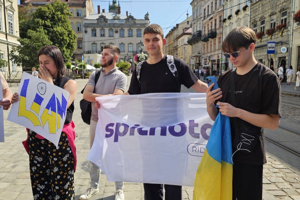 Фото 2: З Нідерландів до Львова &ndash; на велосипеді: мандрівник здолав чималу відстань задля підтримки українських дітей