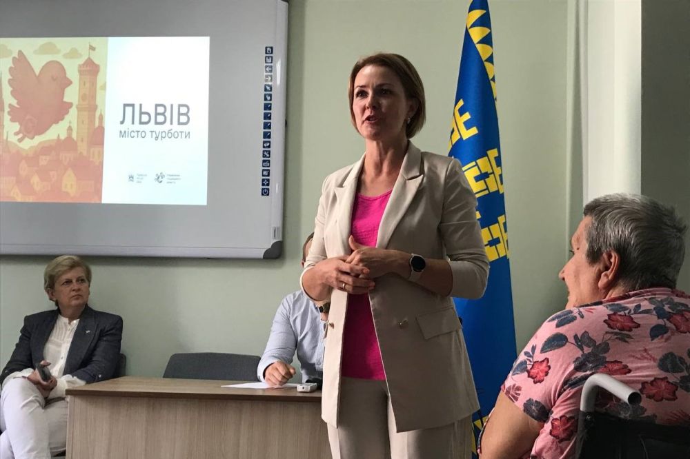Фото 1: &laquo;Візити турботи&raquo;: працівники соціальних служб міста зустрілися з&nbsp;людьми з&nbsp;інвалідністю Сихівського району