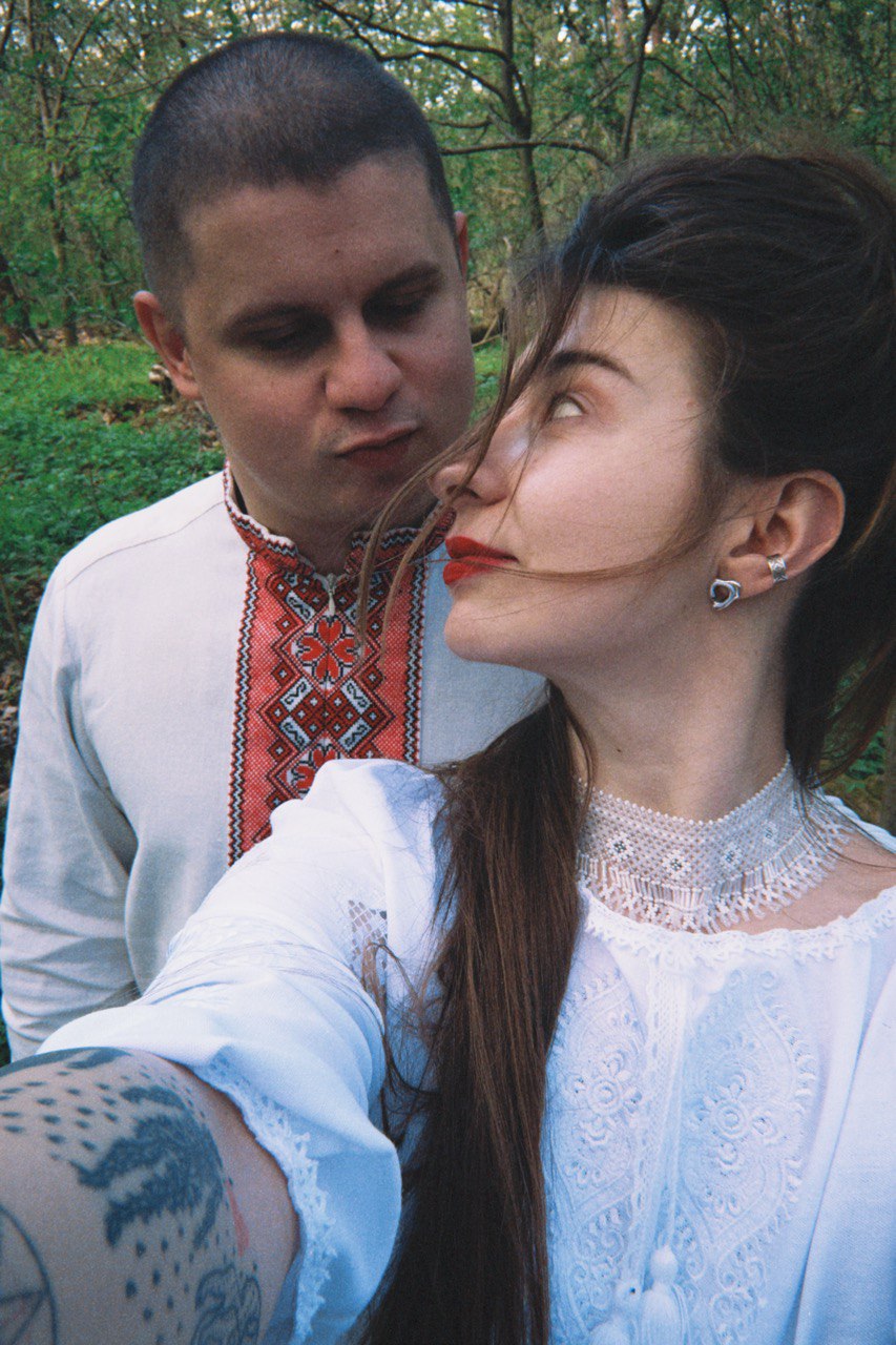Фото 8: Куртка «Погулянка», штани «Замарстинів», сорочка «Личаків»: ветеран війни Юрій Костирка створює у Львові унікальний одяг