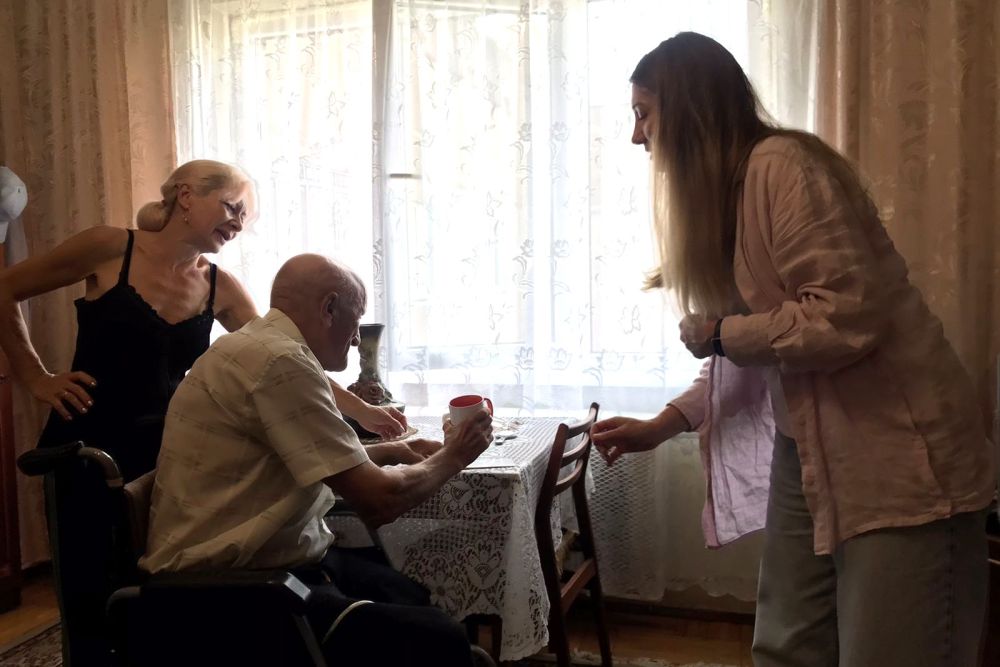 Фото 2: &laquo;Візити турботи&raquo; додому: у&nbsp;Львові соціальні працівники відвідують людей з&nbsp;інвалідністю