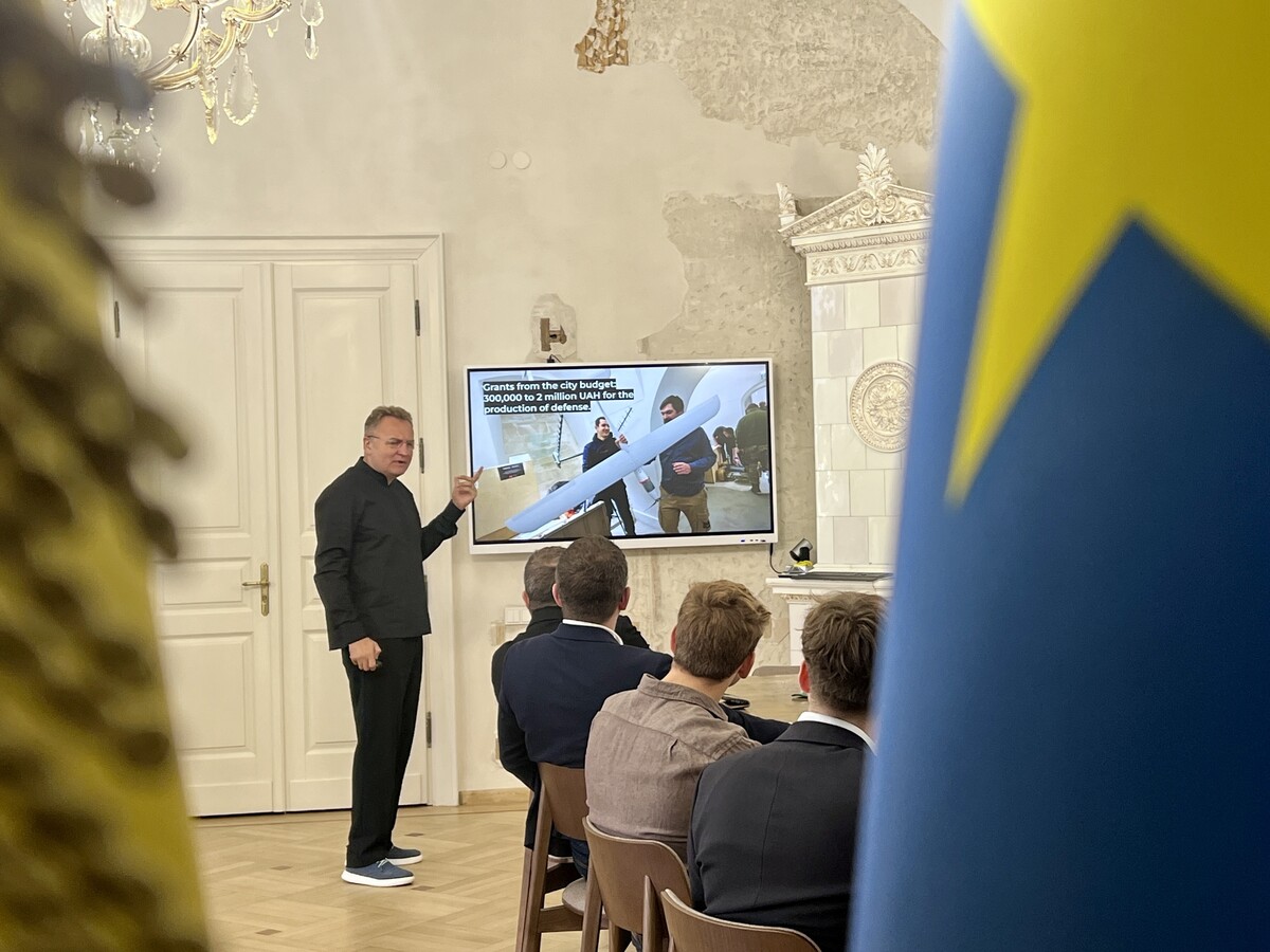 Фото 2: Делегація британських бізнесменів зустрілась з&nbsp;мером Львова