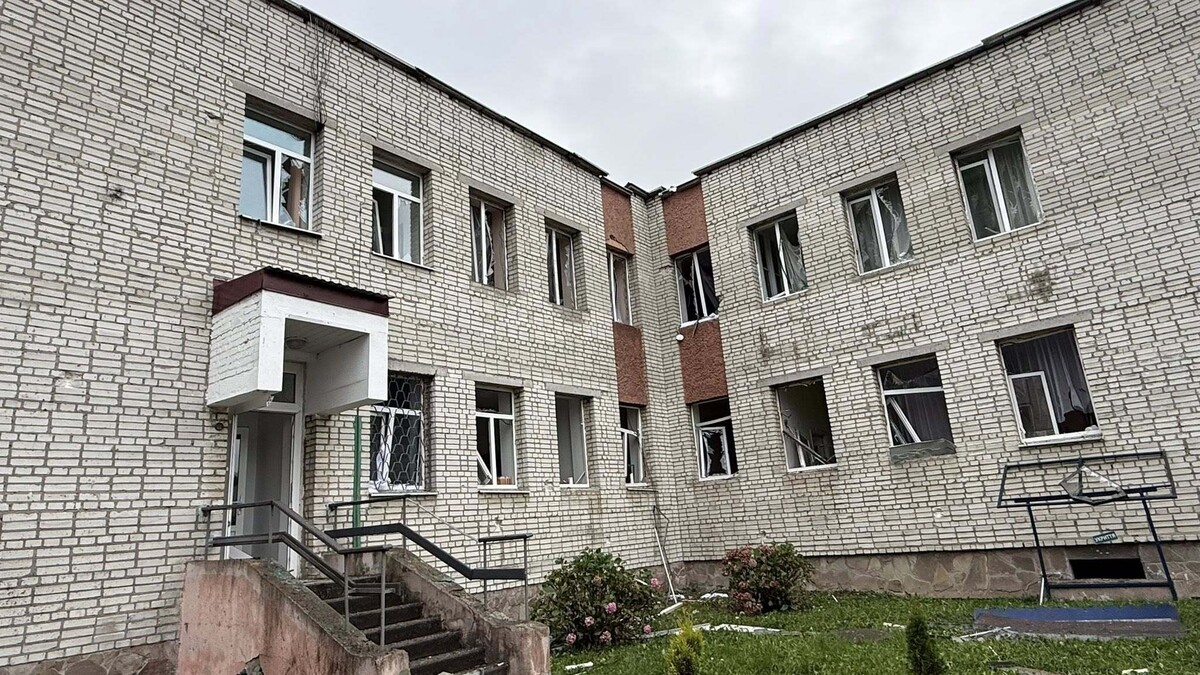 Фото 2: Наслідки масованої атаки на Львів: двоє людей загинуло, двоє — в лікарні, у місті — численні руйнування (відео)
