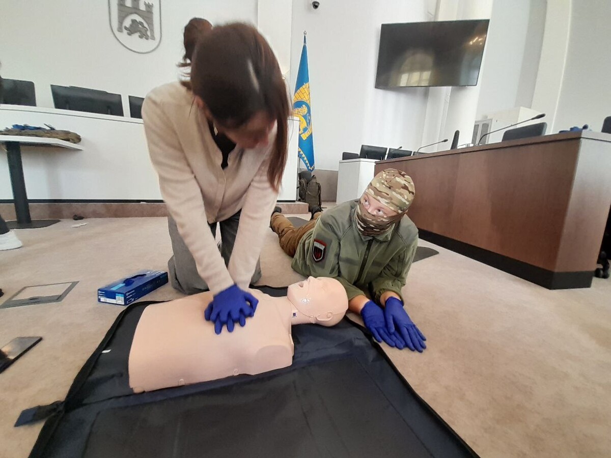 Фото 2: Для львів&rsquo;ян провели безкоштовні навчання з&nbsp;домедичної допомоги