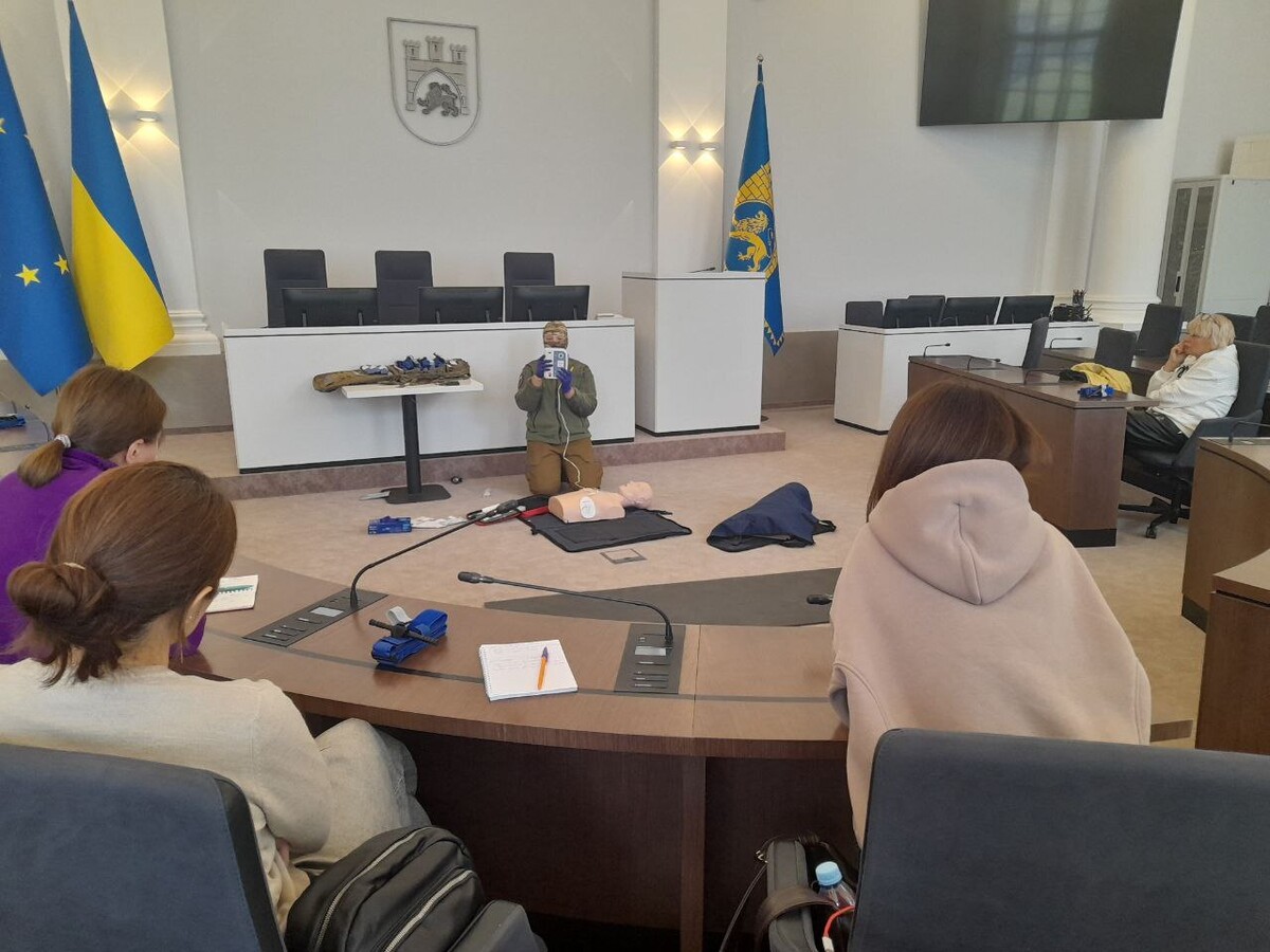 Фото 1: Для львів&rsquo;ян провели безкоштовні навчання з&nbsp;домедичної допомоги