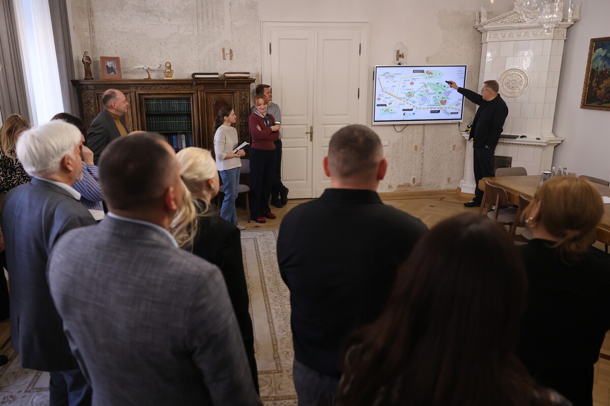 Фото 1: До Львова приїхали громади з усієї України — переймати досвід створення агломерації