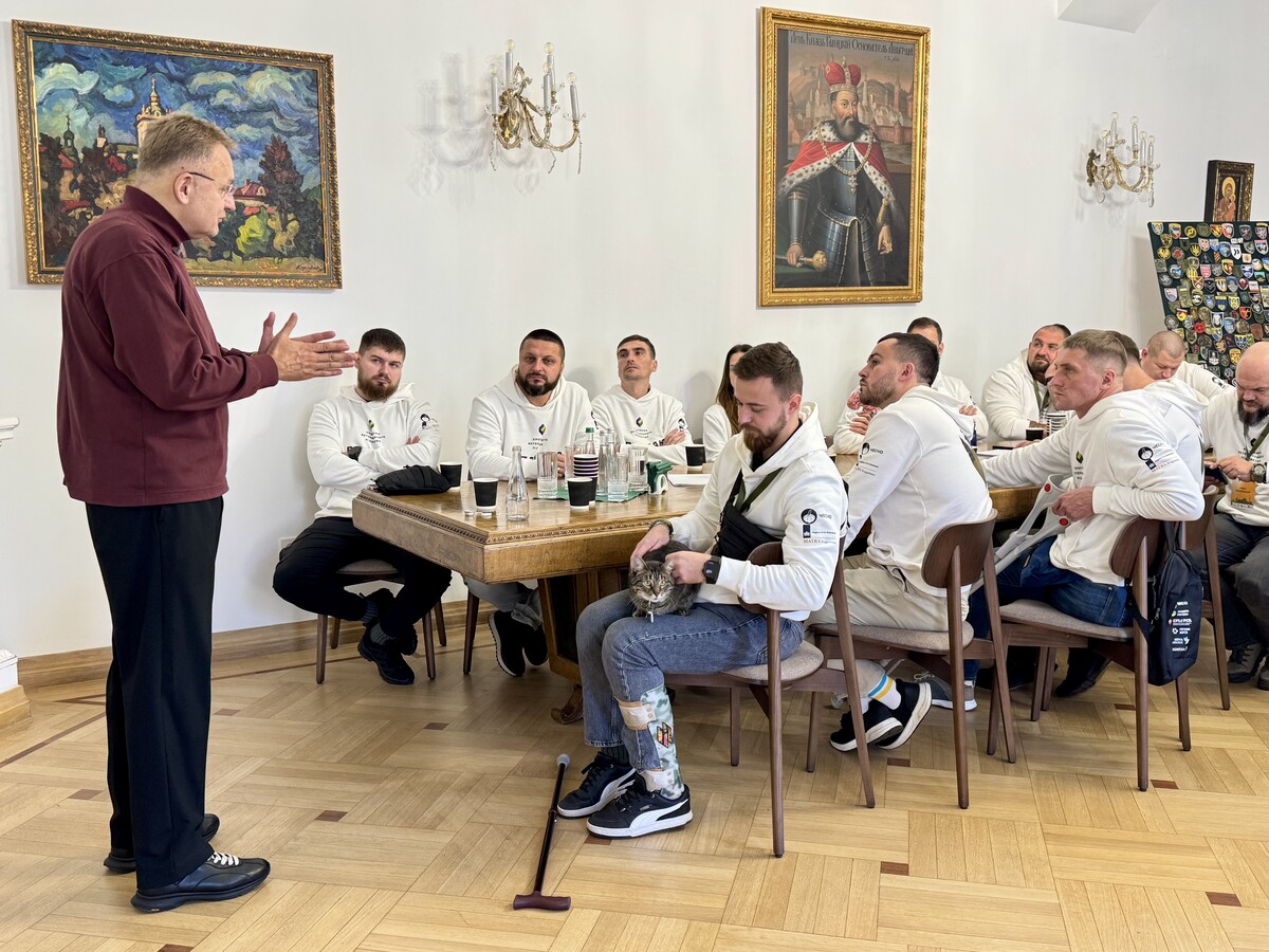 Фото 1: Ветерани з&nbsp;різних міст країни вивчають ветеранську політику на прикладі Львова&nbsp;