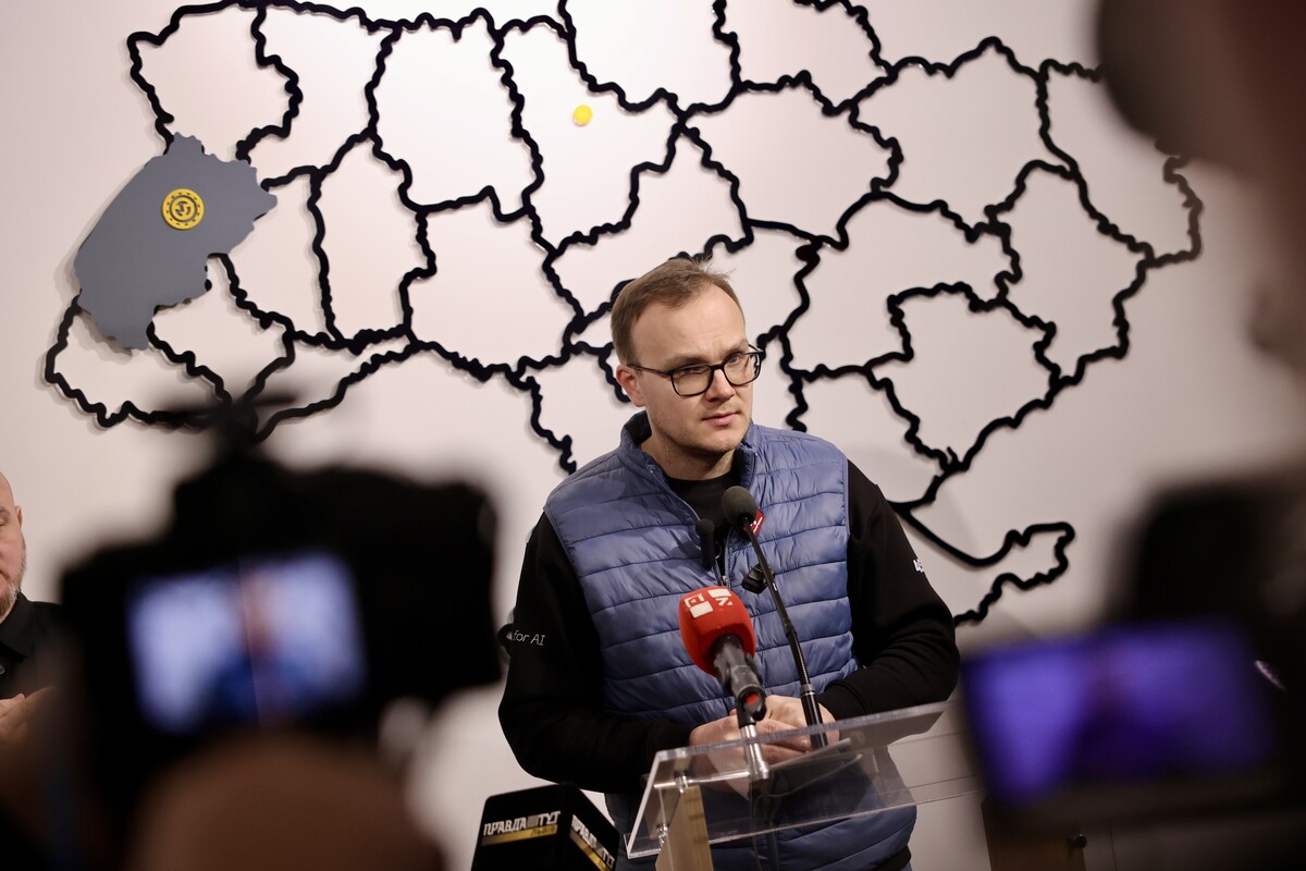 Перший заступник міського голови Львова Андрій Москаленко під час брифінгу