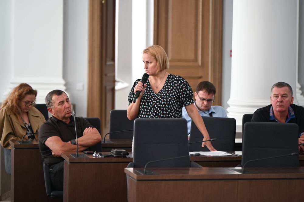 Фото 3: Робоча група розглянула основні загрози оновленого генплану Сокільників, серед яких&thinsp;&mdash;&thinsp;обмеження майбутньої роботи аеропорту (відео)