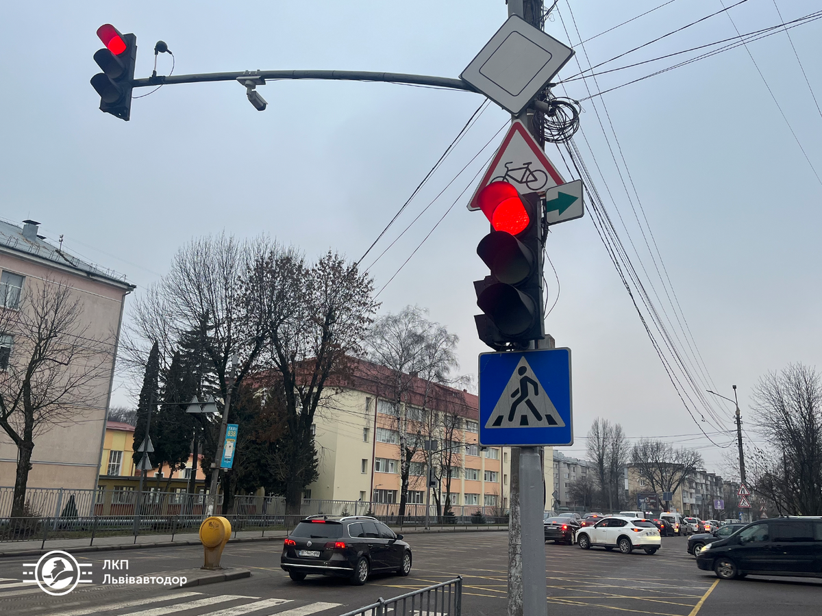 світлофор на вул. Пасічній
