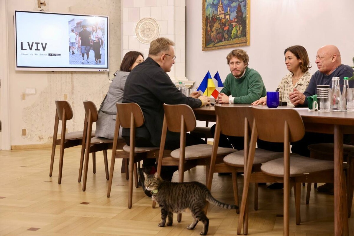 Фото 1: Французький шеф-кухар Тьєррі Маркс провів майстер клас для студентів Львова і зустрівся з&nbsp;мером міста