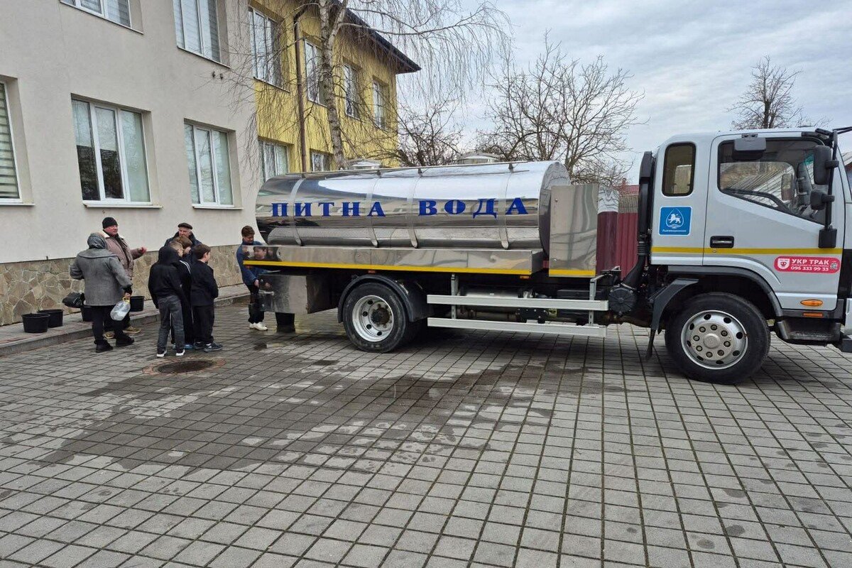 водовозка у с. Рясне-Руське