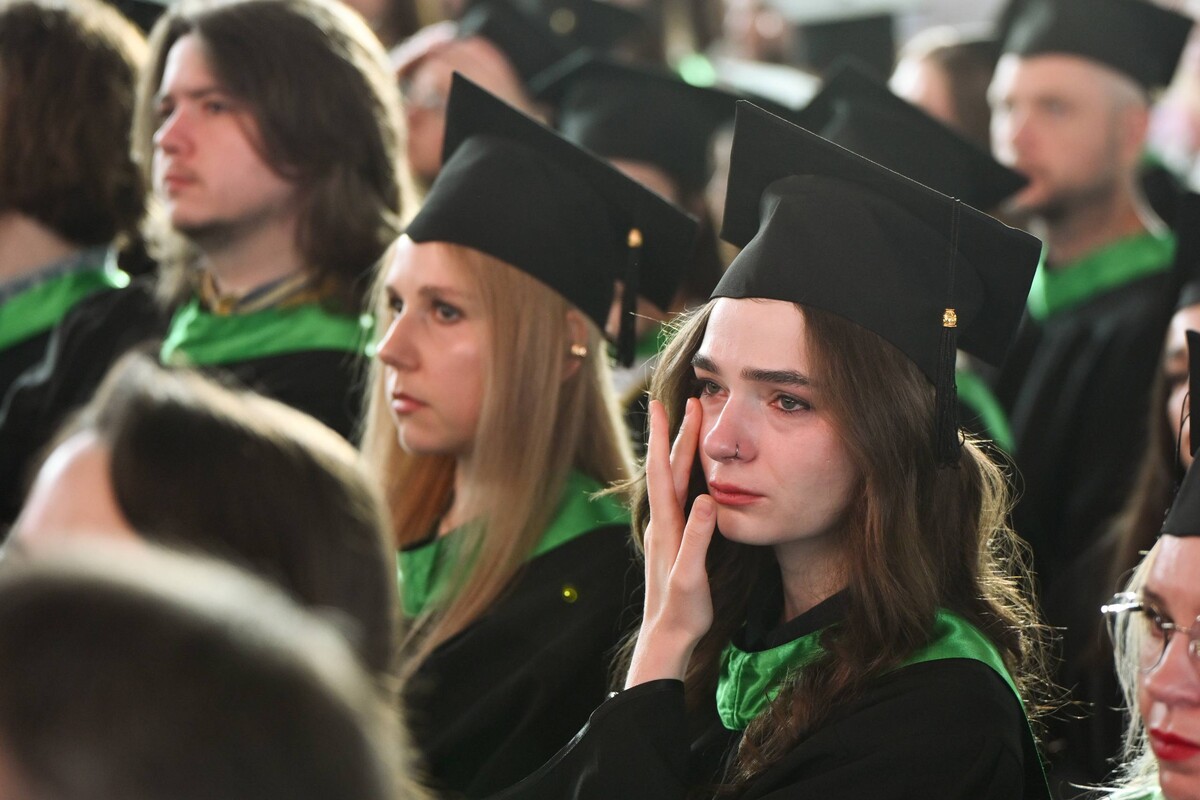 Фото 5: «Завершуючи навчання сьогодні, ви лише його розпочинаєте»: Андрій Москаленко привітав понад 600 випускників УКУ