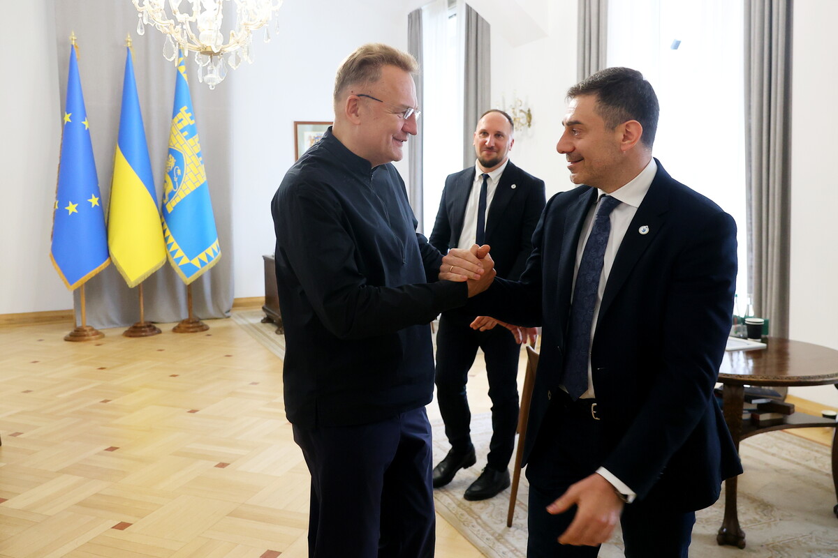 Фото 2: У Львові відкрили Центр захисту прав людини