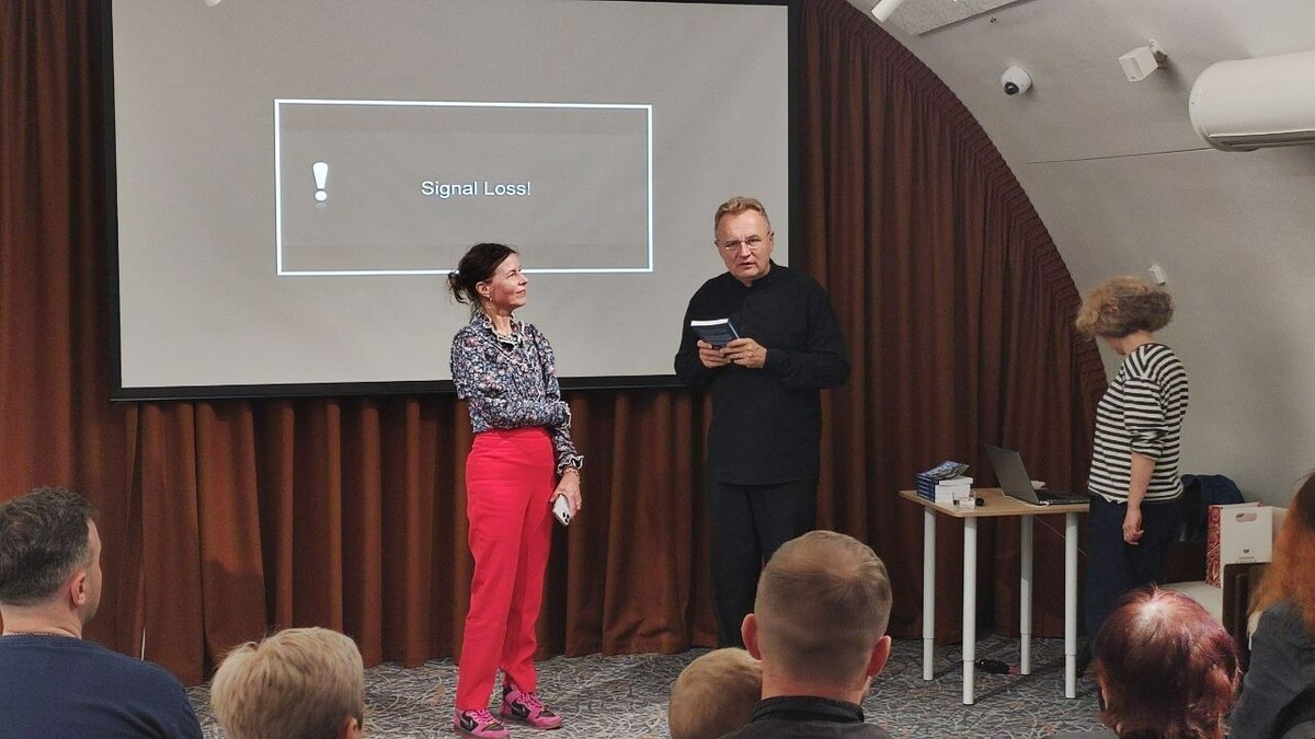 Фото 2: У&nbsp;Львові презентували книгу нідерландської журналістки Федри Верховен про полеглих Захисників України