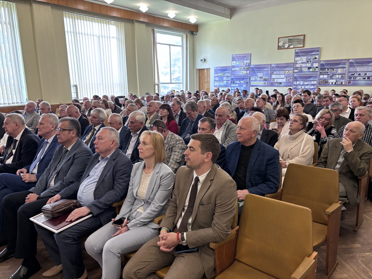 Фото 3: У Львові відзначили 75-річчя Фізико-механічного інституту НАН України