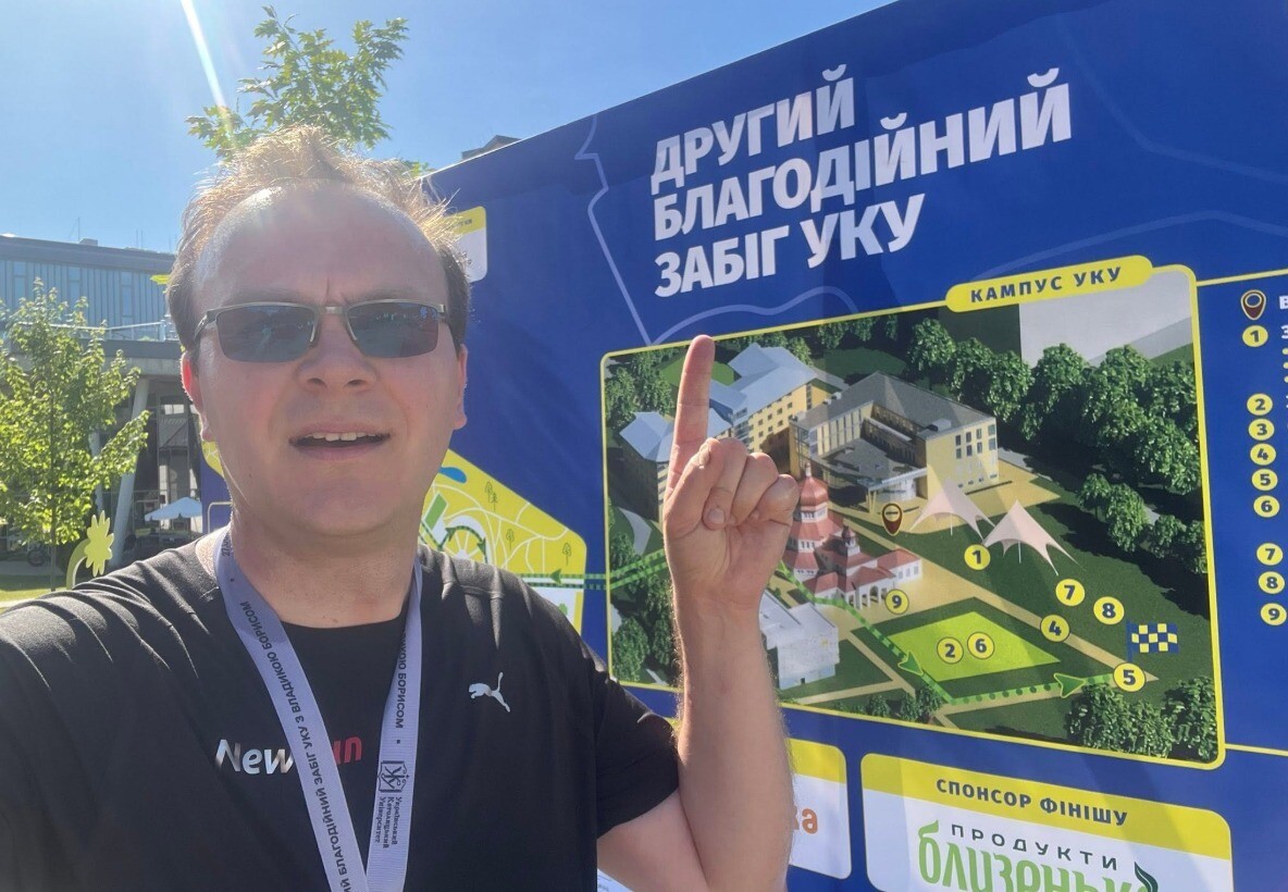 Фото 1: У&nbsp;Львові відбувся Благодійний забіг УКУ з&nbsp;митрополитом Ґудзяком, в&nbsp;Україну запросили Папу Римського