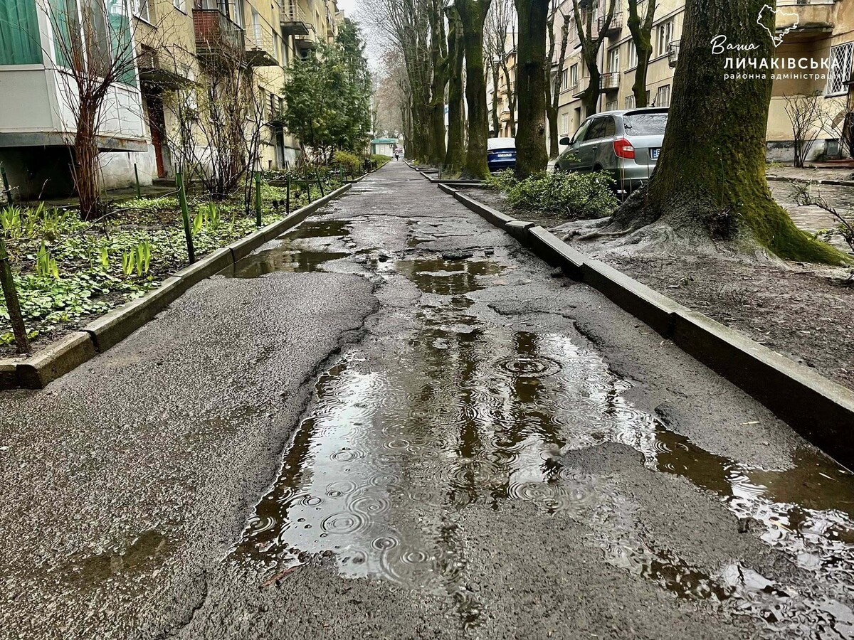 Фото 19: У Личаківському районі Львова облаштовують безбар’єрний медично-освітній квартал: що вже зробили та що планують