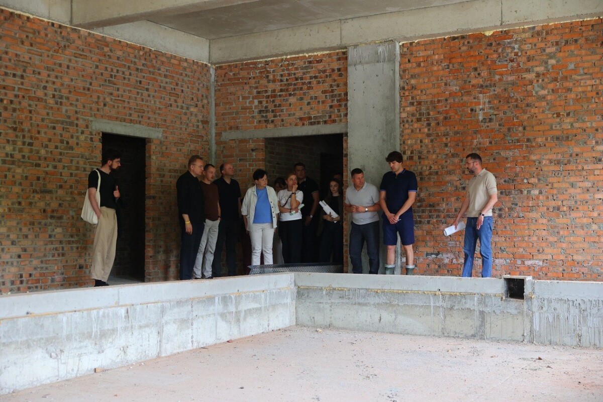 Фото 4: На&nbsp;Левандівці завершують зводити початкову школу: уже наступного року тут навчатимуться перші учні (відео)
