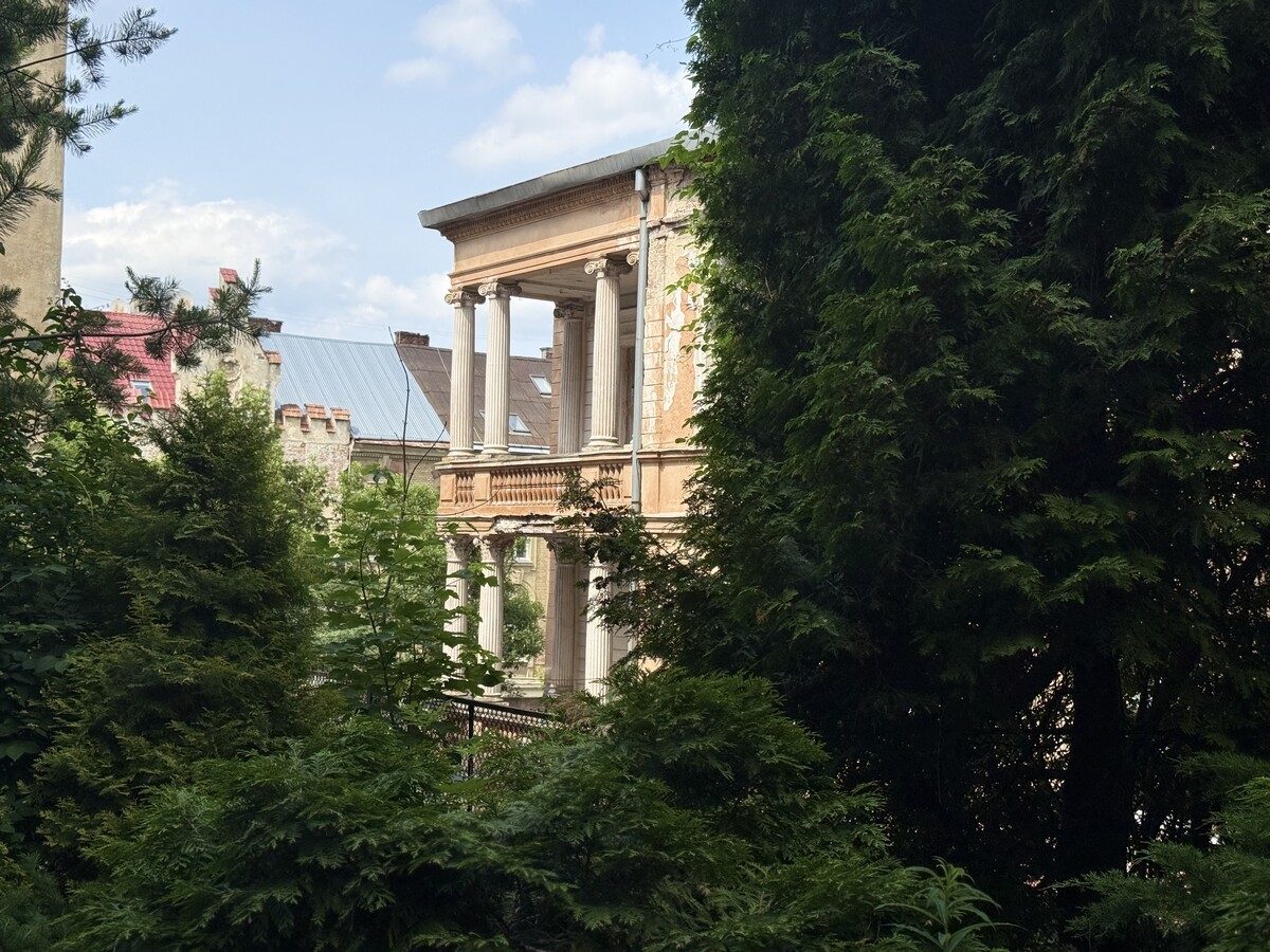 Фото 4: Для вілли на&nbsp;Парковій пропонують нове життя: простір культури, реабілітації та&nbsp;підтримки людей
