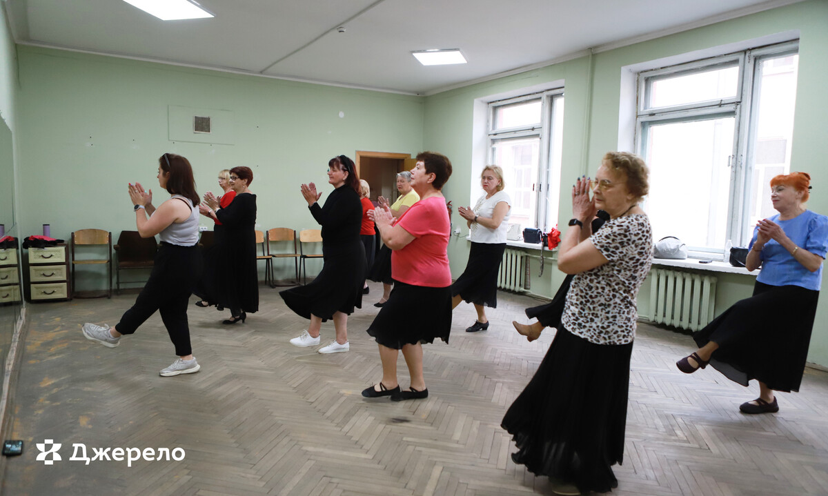 Фото 5: Танцювати, щоб жити активно: як&nbsp;у&nbsp;&laquo;Джерелі&raquo; люди 60+ відкривають нові можливості