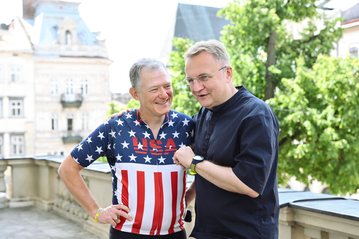 Фото 2: Американський дипломат відвідав Львів і зустрівся з&nbsp;міським головою