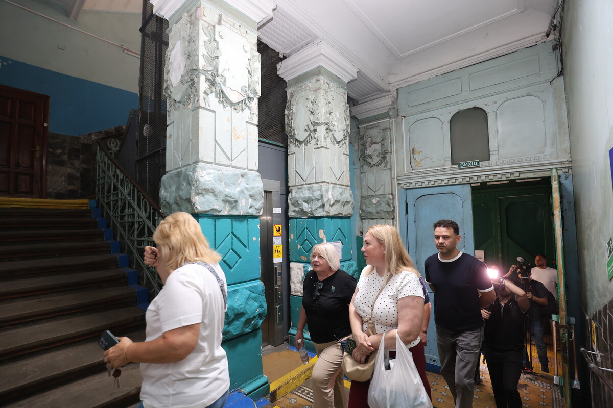 Фото 4: У&nbsp;будівлі на&nbsp;вул.&nbsp;Руській, 20&nbsp;буде Центр дослідження військової травми та&nbsp;інші медичні послуги (фото/відео)