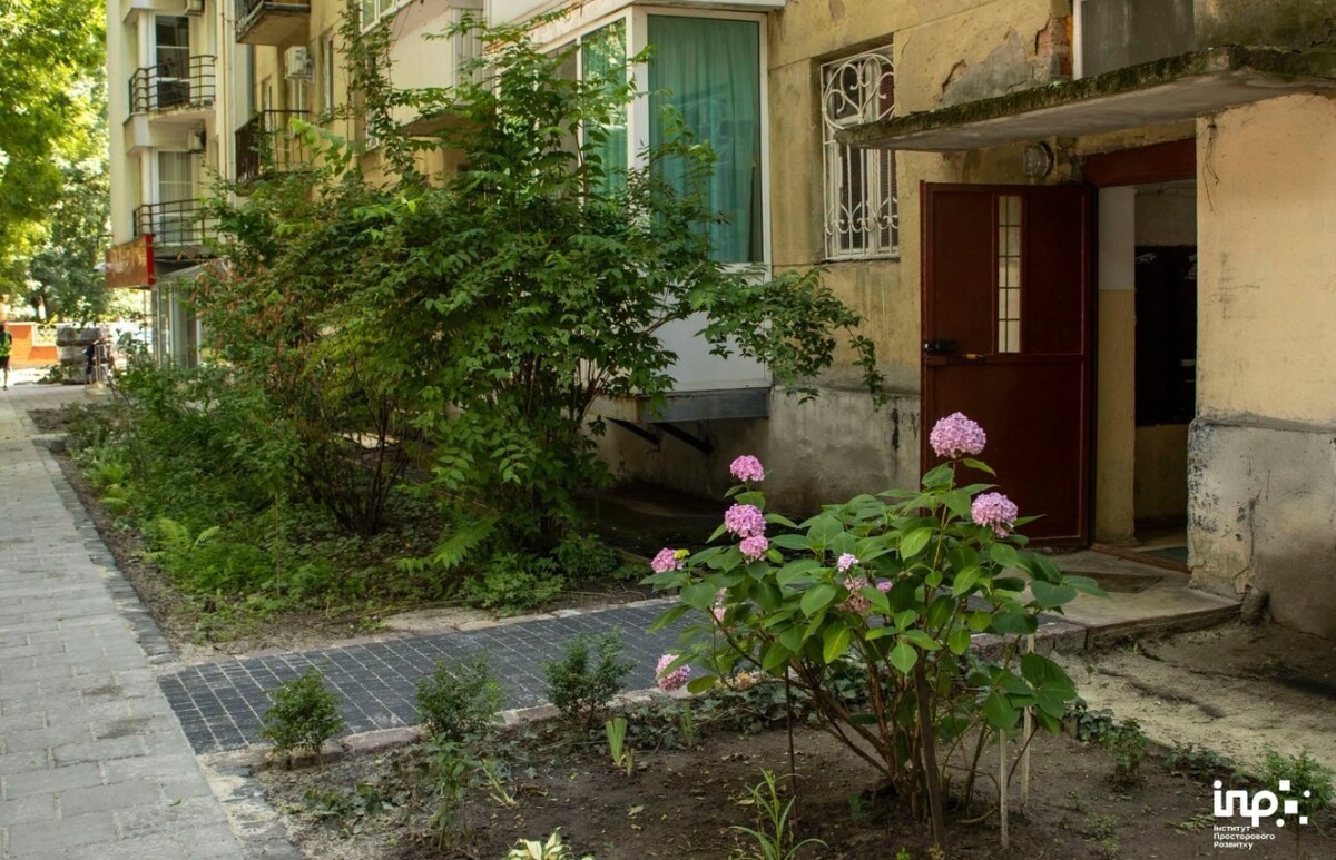 Фото 2: Трансформація вулиці Івасюка: у&nbsp;Львові створюють сучасний простір &laquo;Медичного кварталу&raquo;