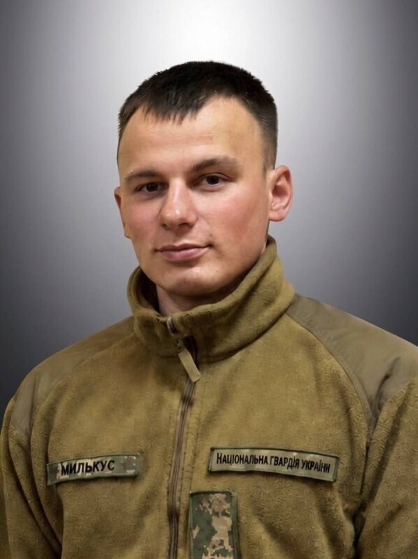 Фото 1: 4 серпня Львів попрощається із захисниками Назарієм Милькусом та Олексієм Кротом