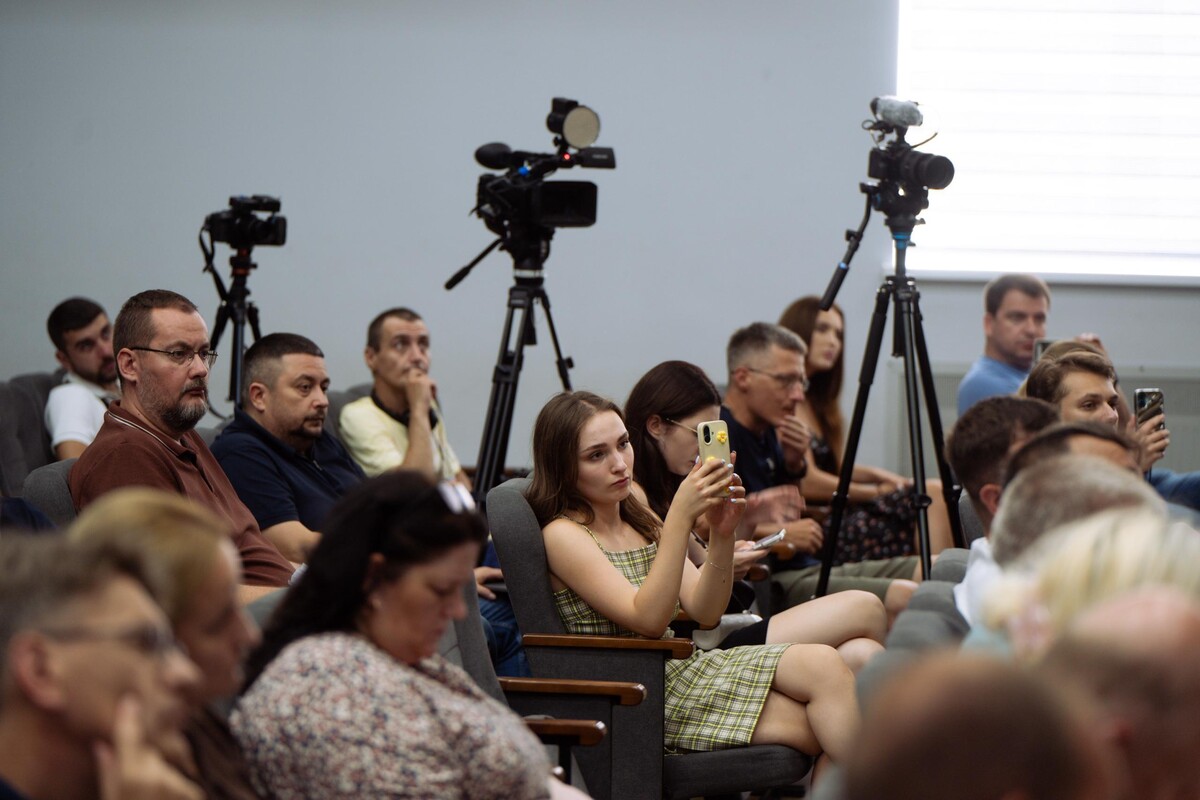 Фото 14: На громадських слуханнях розкритикували плани масштабної забудови Сокільників (відео)