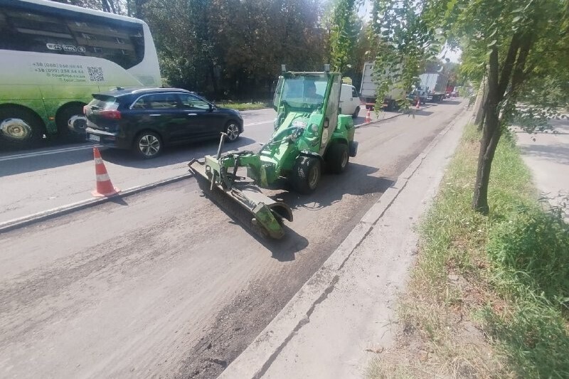 Фото 2: Вулицю Городоцьку ремонтуватимуть вночі, щоб уникнути заторів