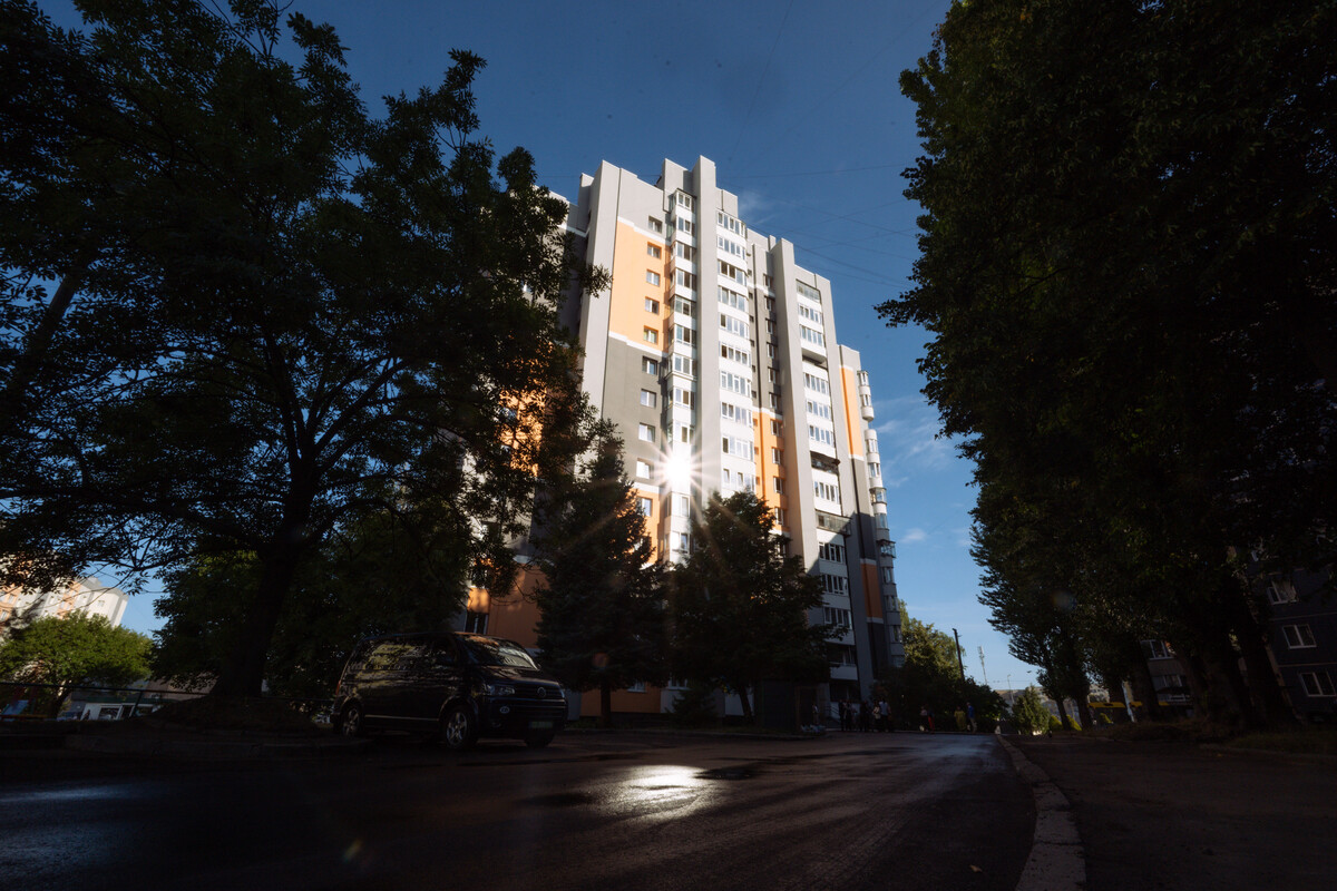 Фото 4: Від утеплення до&nbsp;сонячних панелей: міністр довкілля Німеччини оглянув енергоефективний будинок&nbsp;у&nbsp;Львові