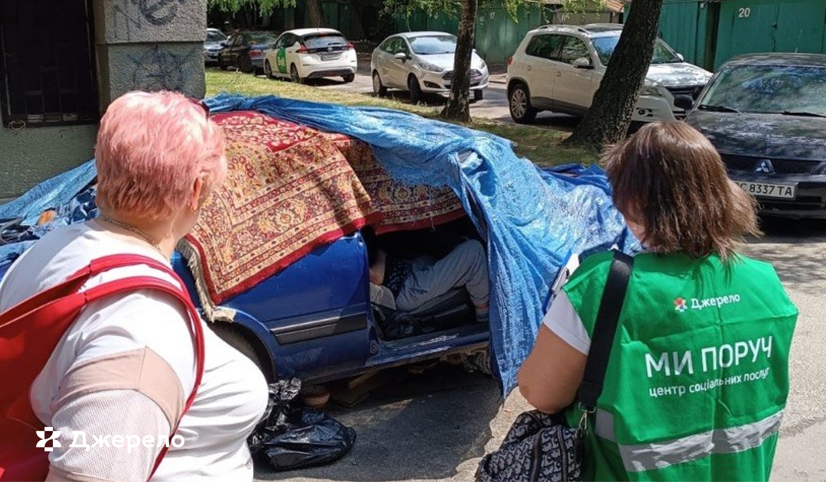 Фото 1: 449 виїздів від початку року: у Львові щодня працює соціальний патруль для допомоги бездомним