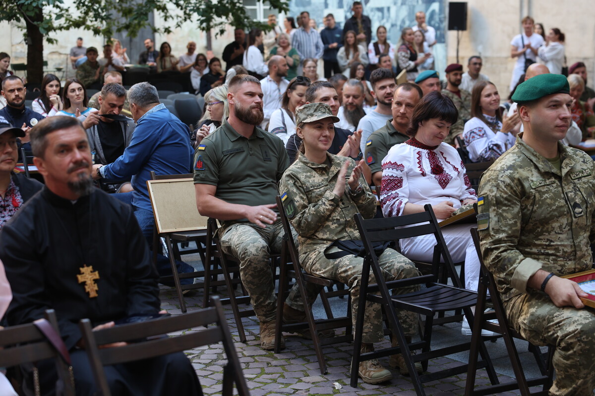 Фото 2: З нагоди Дня Незалежності у Львові відзначили тих, хто творить, захищає та змінює державу і місто (фото)