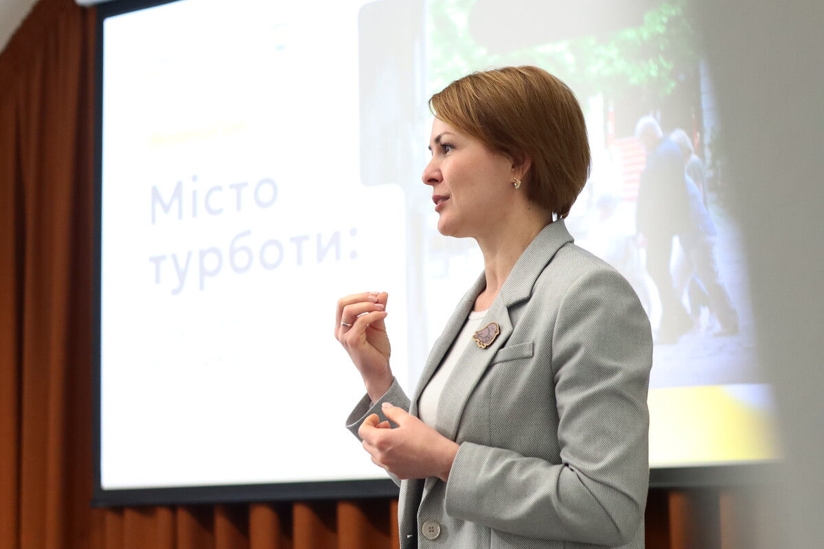 Директорка департаменту гуманітарної політики Валентина Бартошик