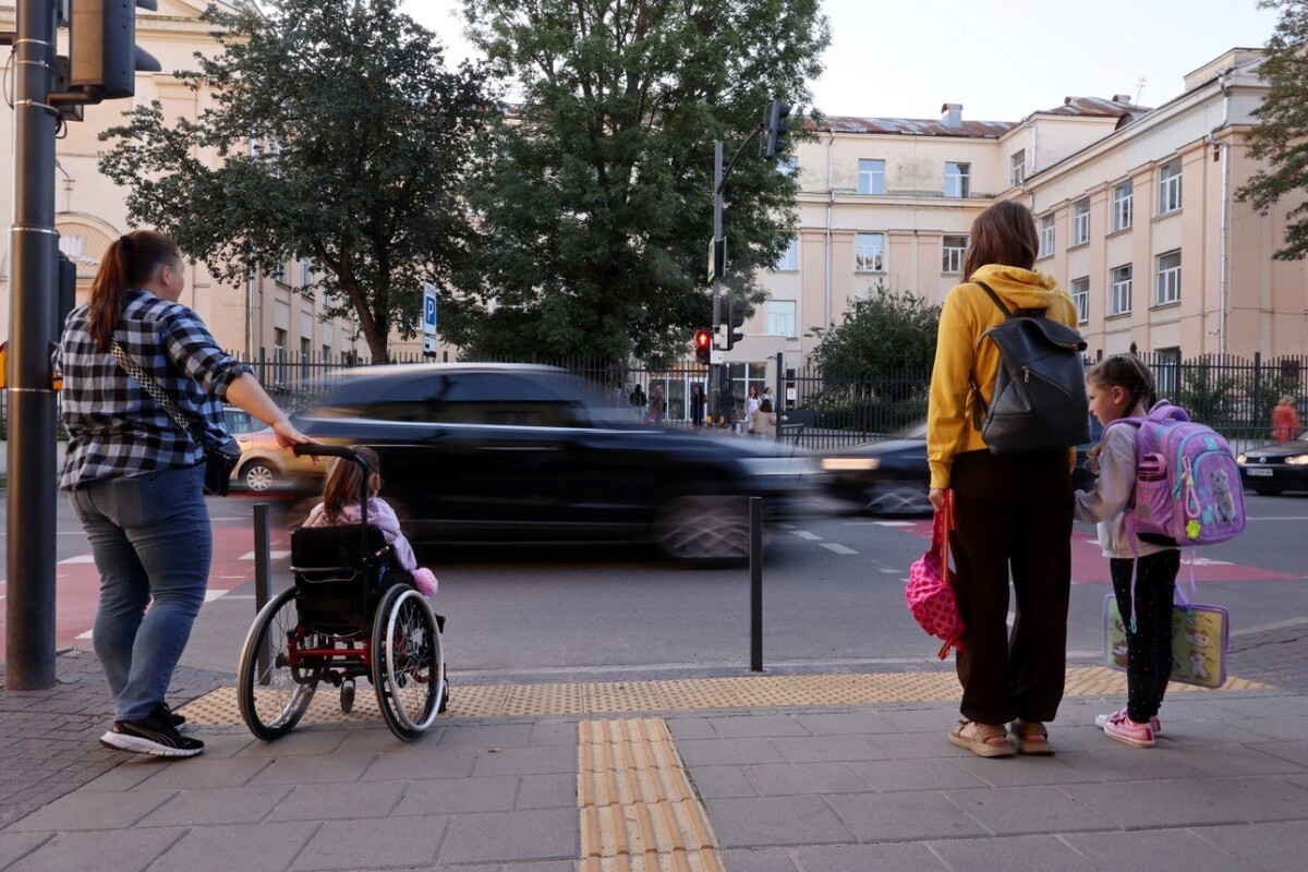Фото 3: П’ять років тому вона об’єднала увесь Львів: Вікторія Полюга пішла у перший клас (фото/відео)